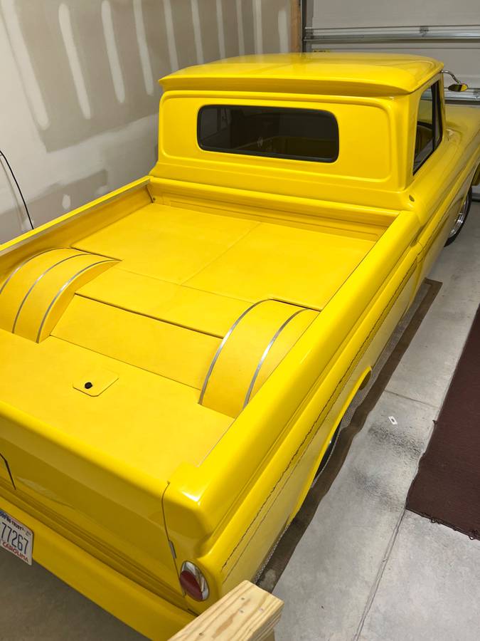 Chevrolet-C10-1965-yellow-157715-1