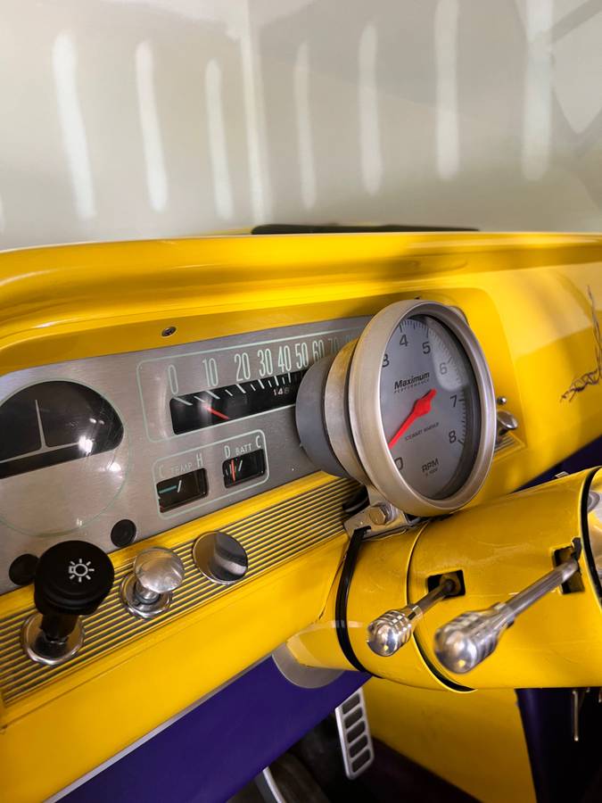 Chevrolet-C10-1965-yellow-157715-9