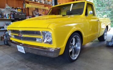 Chevrolet-C10-1967-yellow-161-1