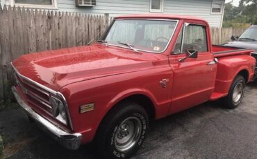 Chevrolet-C10-1968-red-62719