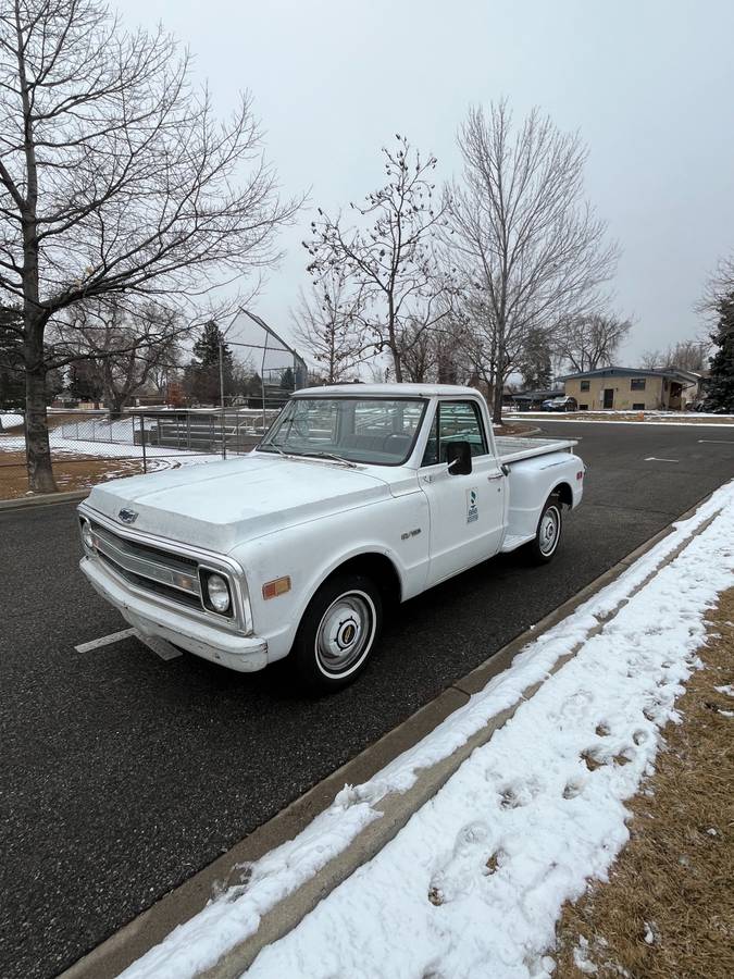 Chevrolet-C10-1969-white-160934