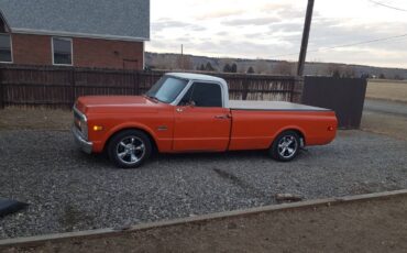 Chevrolet-C10-1970-orange-104607-1