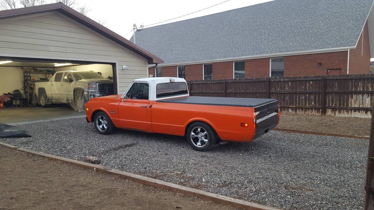 Chevrolet-C10-1970-orange-104607-3