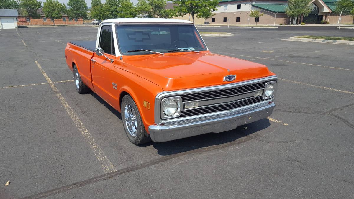 Chevrolet-C10-1970-orange-104607-7