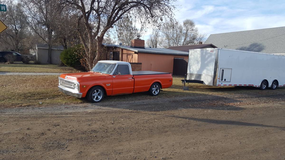 Chevrolet-C10-1970-orange-104607