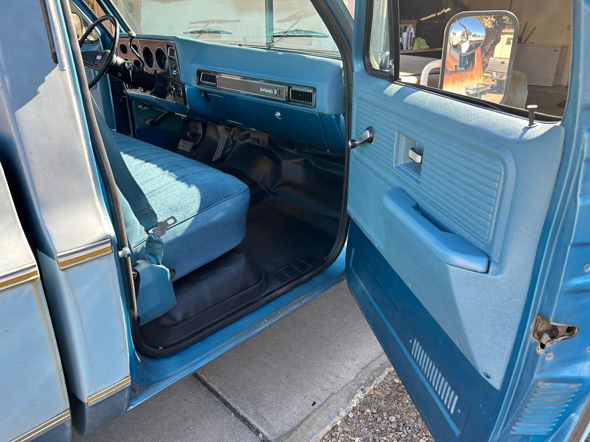 Chevrolet-C10-1977-35405-7