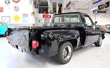 Chevrolet-C10-1980-Black-Black-389-10