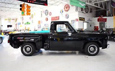 Chevrolet-C10-1980-Black-Black-389-3