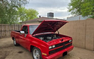 Chevrolet-C10-1985-red-52942