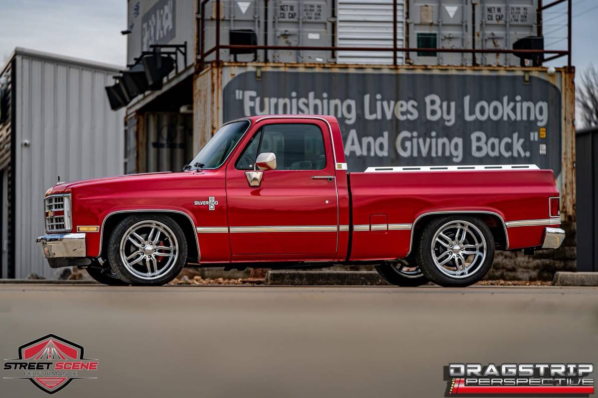 Chevrolet-C10-1986-red-1609-2