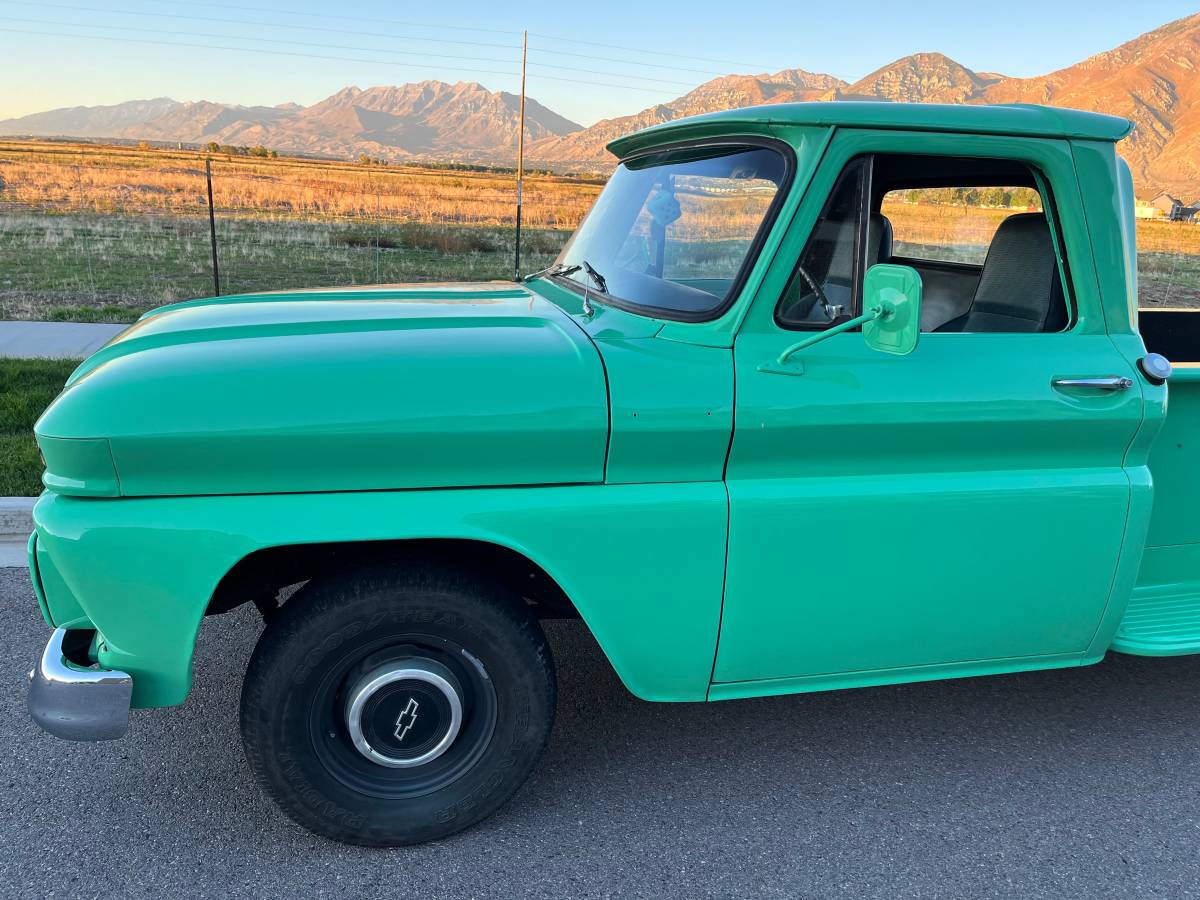 Chevrolet-C10-pickup-1965-green-482802-2