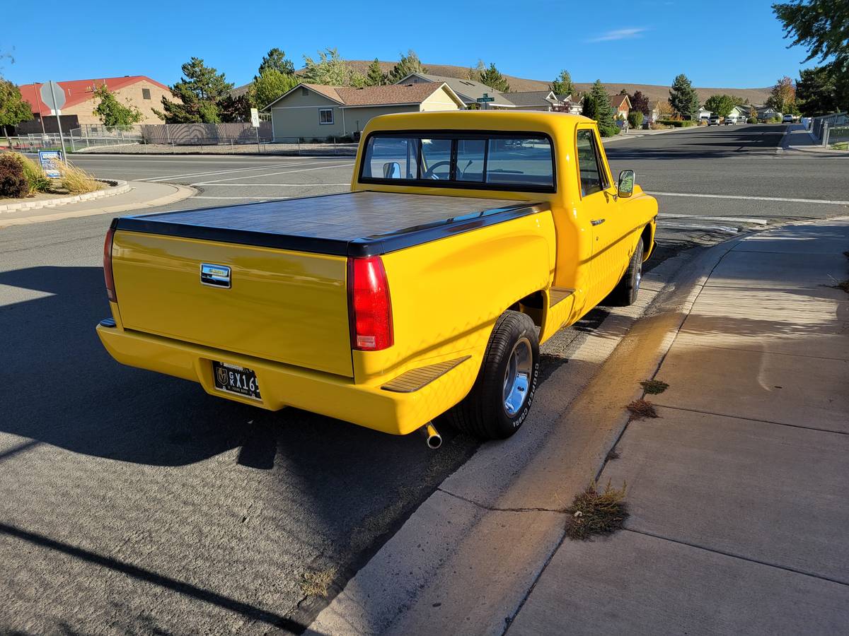 Chevrolet-C10-pickup-1969-yellow-2042-8