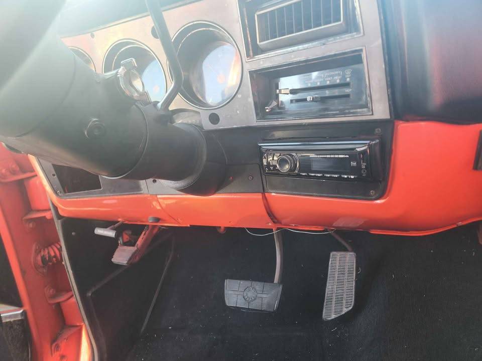 Chevrolet-C10-silverado-1984-orange-1127-3