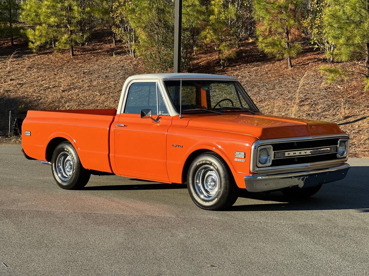 Chevrolet-C10-swb-1969-orange-1609-5