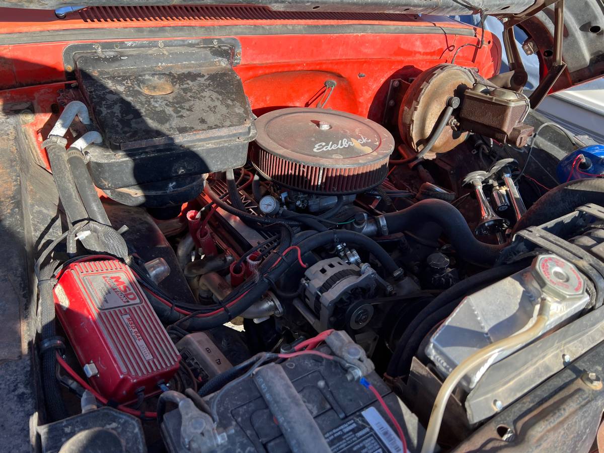 Chevrolet-C10-truck-1965-orange-57936-2