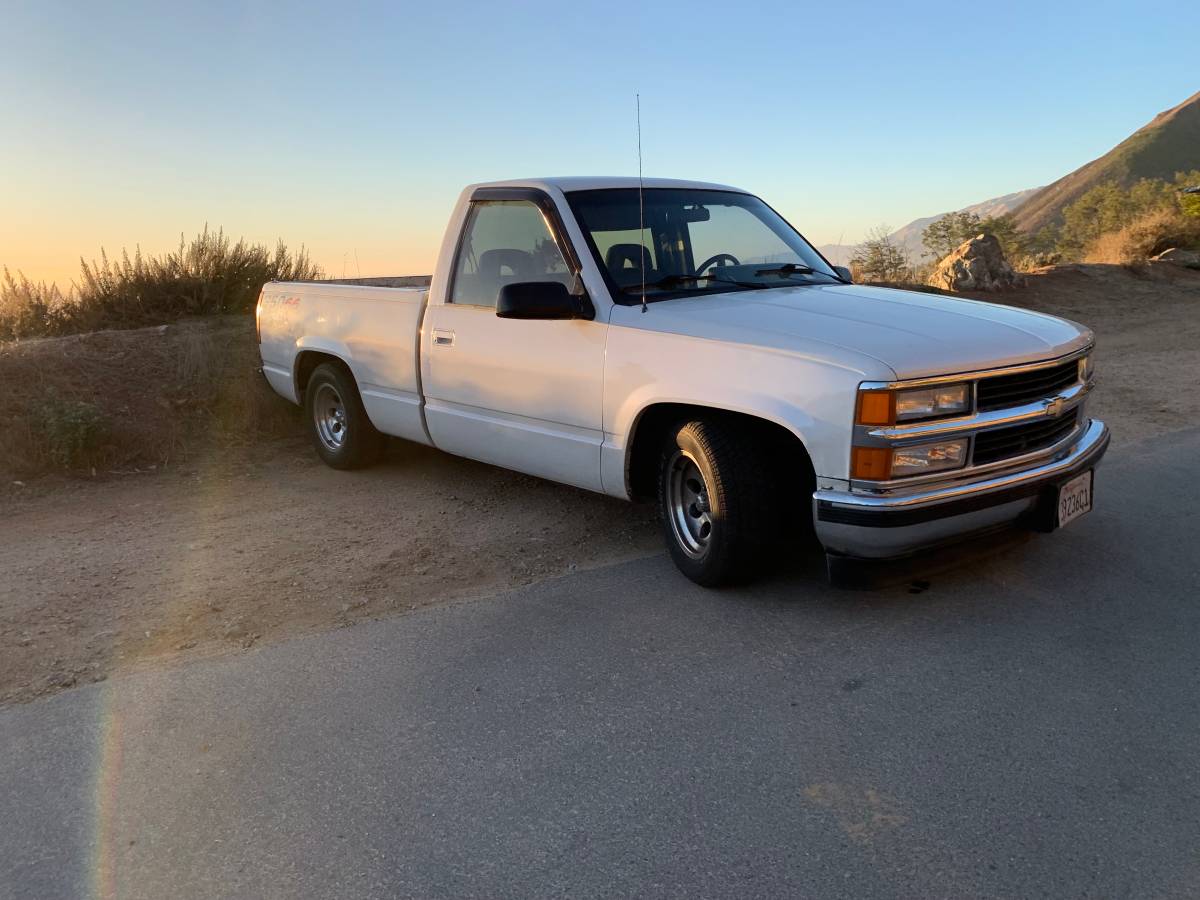 Chevrolet-C1500-1991-white-334279-4