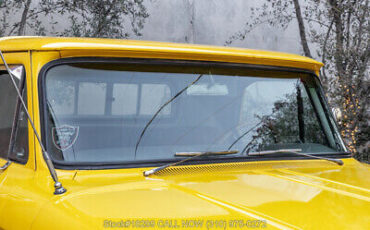 Chevrolet-C20-Longbed-1966-Yellow-Other-Color-0-8