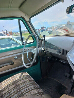 Chevrolet-C20-Pickup-1966-Green-Tan-170391-10