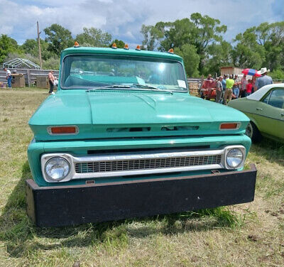 Chevrolet-C20-Pickup-1966-Green-Tan-170391-2