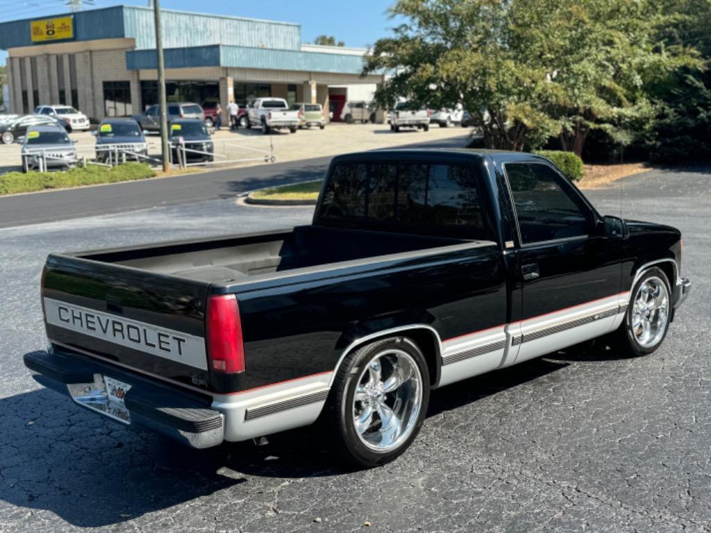 Chevrolet-CK-Pickup-1500-1990-Black-Gray-0-10