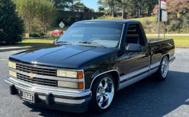 Chevrolet-CK-Pickup-1500-1990-Black-Gray-0-5