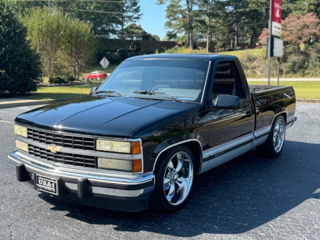 Chevrolet-CK-Pickup-1500-1990-Black-Gray-0-5