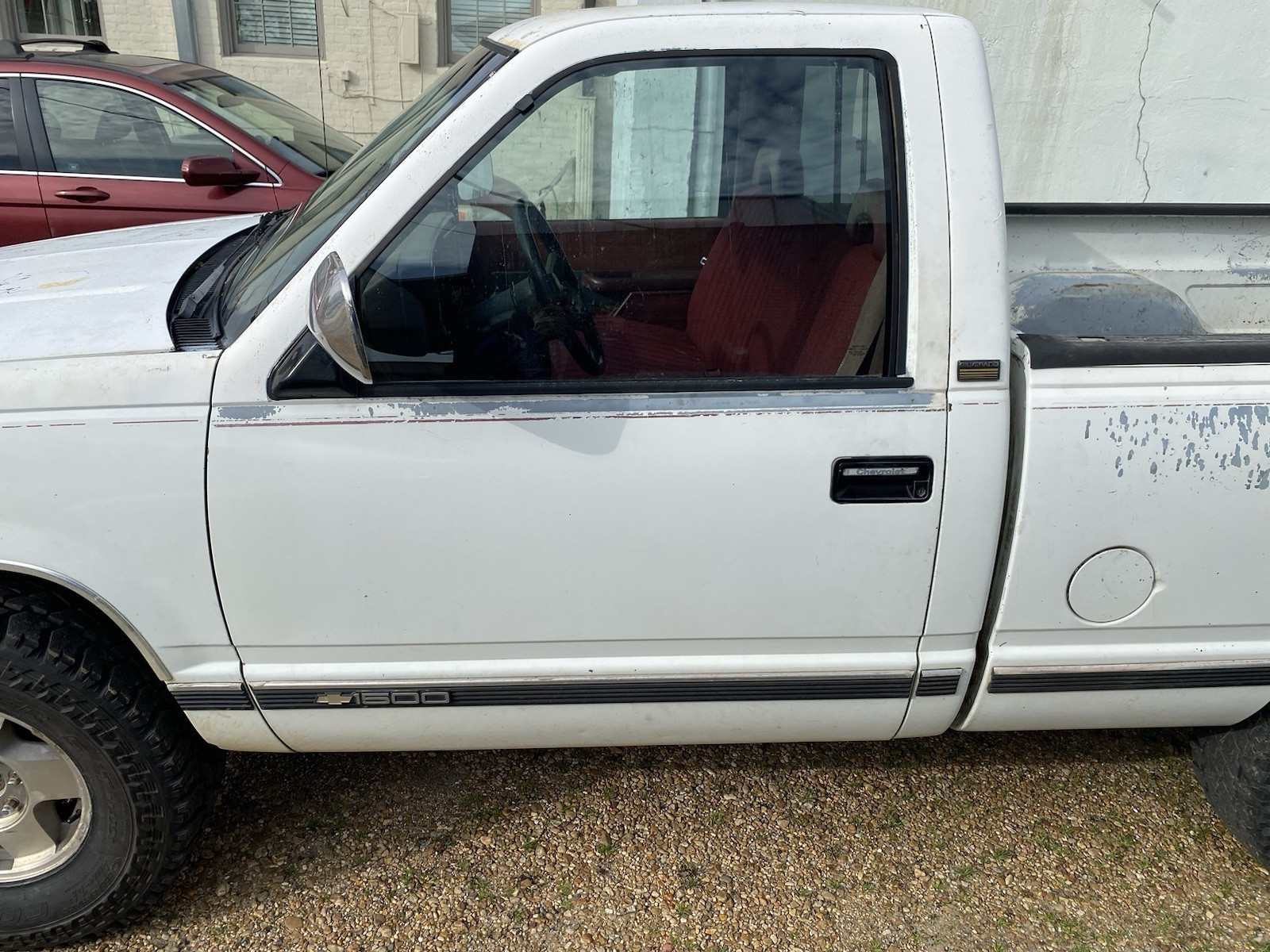 Chevrolet-CK-Pickup-1500-1990-Black-Red-321869-2