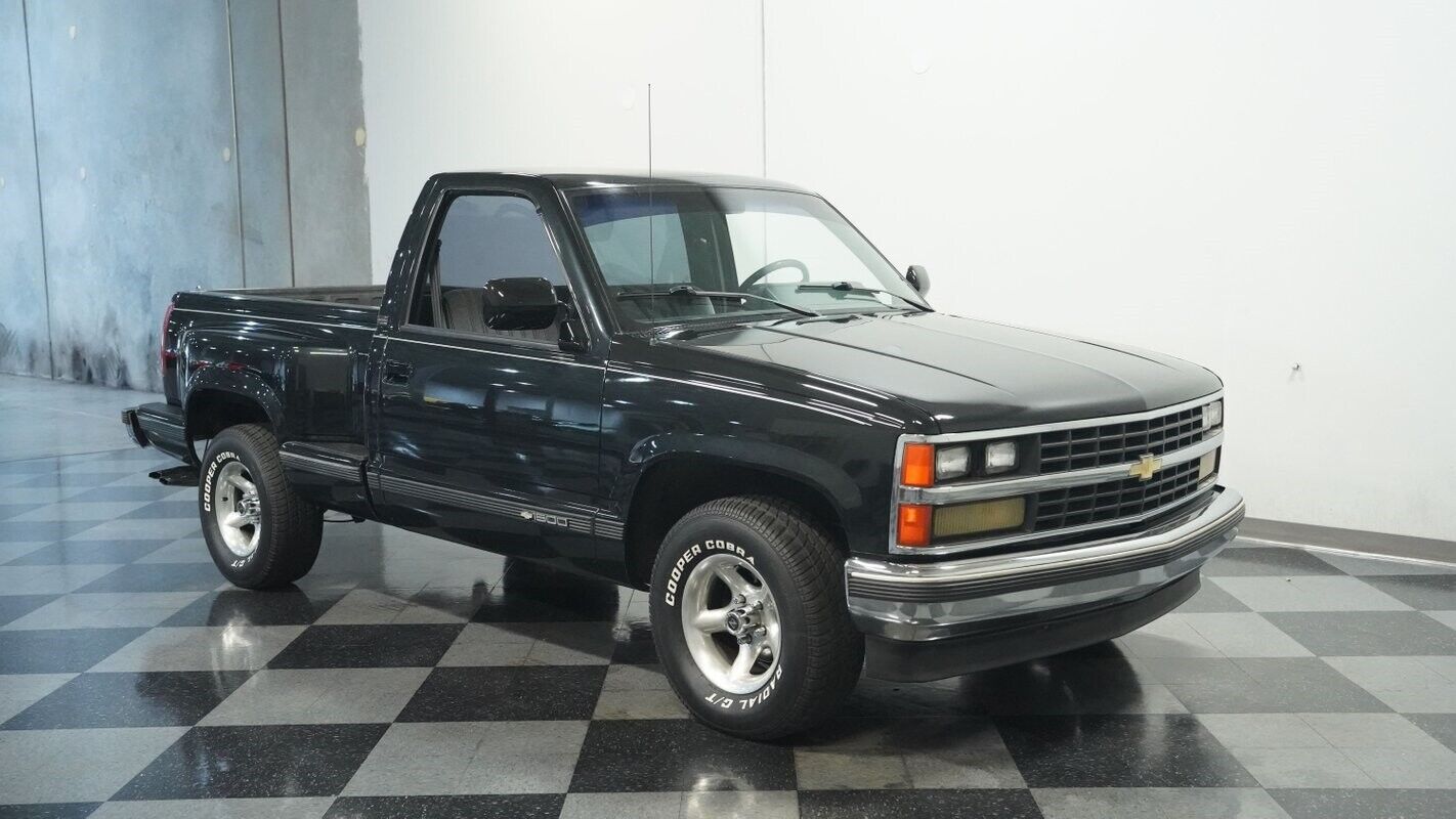 Chevrolet-CK-Pickup-1500-Pickup-1988-Black-Gray-406715-13