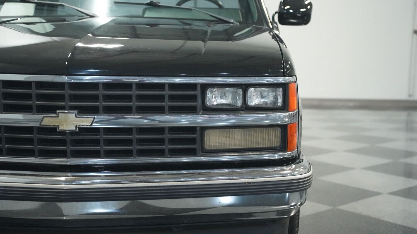 Chevrolet-CK-Pickup-1500-Pickup-1988-Black-Gray-406715-18