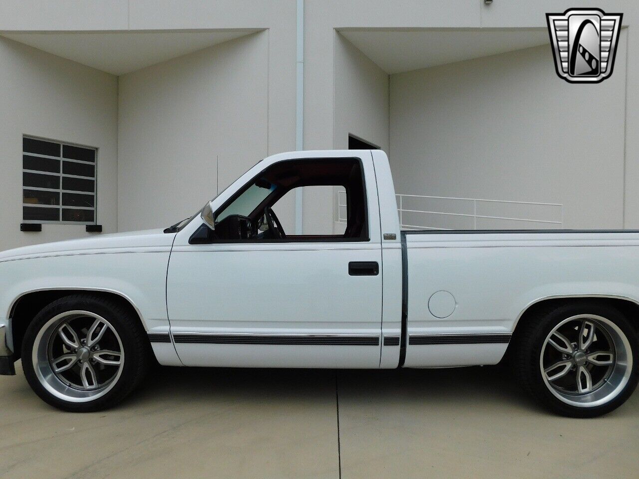 Chevrolet-CK-Pickup-1500-Pickup-1993-White-Red-168035-6