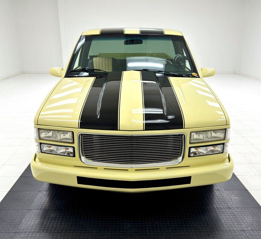 Chevrolet-CK-Pickup-1500-Pickup-1994-Yellow-Black-378-7