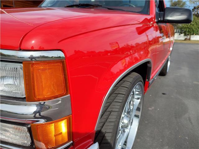 Chevrolet-CK-Pickup-1500-Pickup-1995-Red-Burgundy-0-27