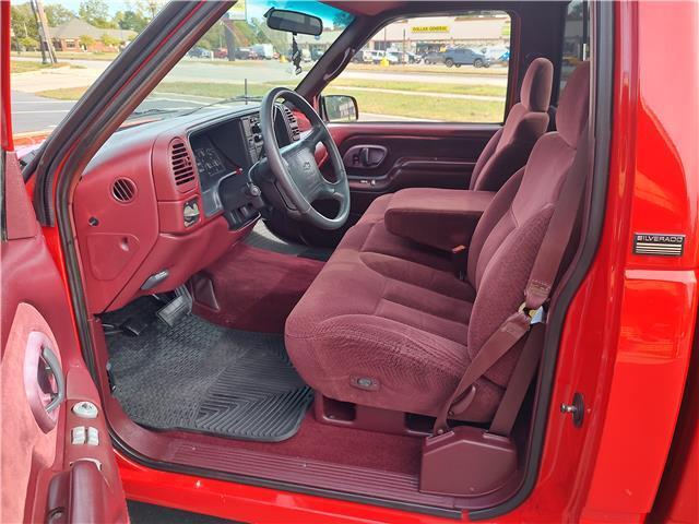 Chevrolet-CK-Pickup-1500-Pickup-1995-Red-Burgundy-0-37