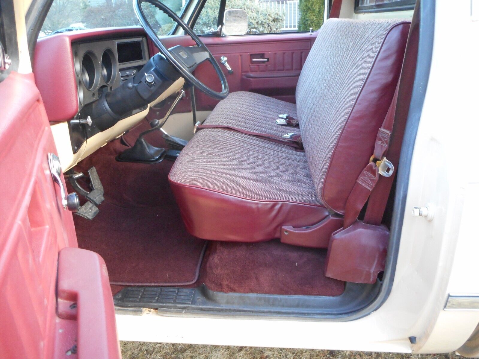 Chevrolet-CK-Pickup-2500-1986-Burgundy-81433-22