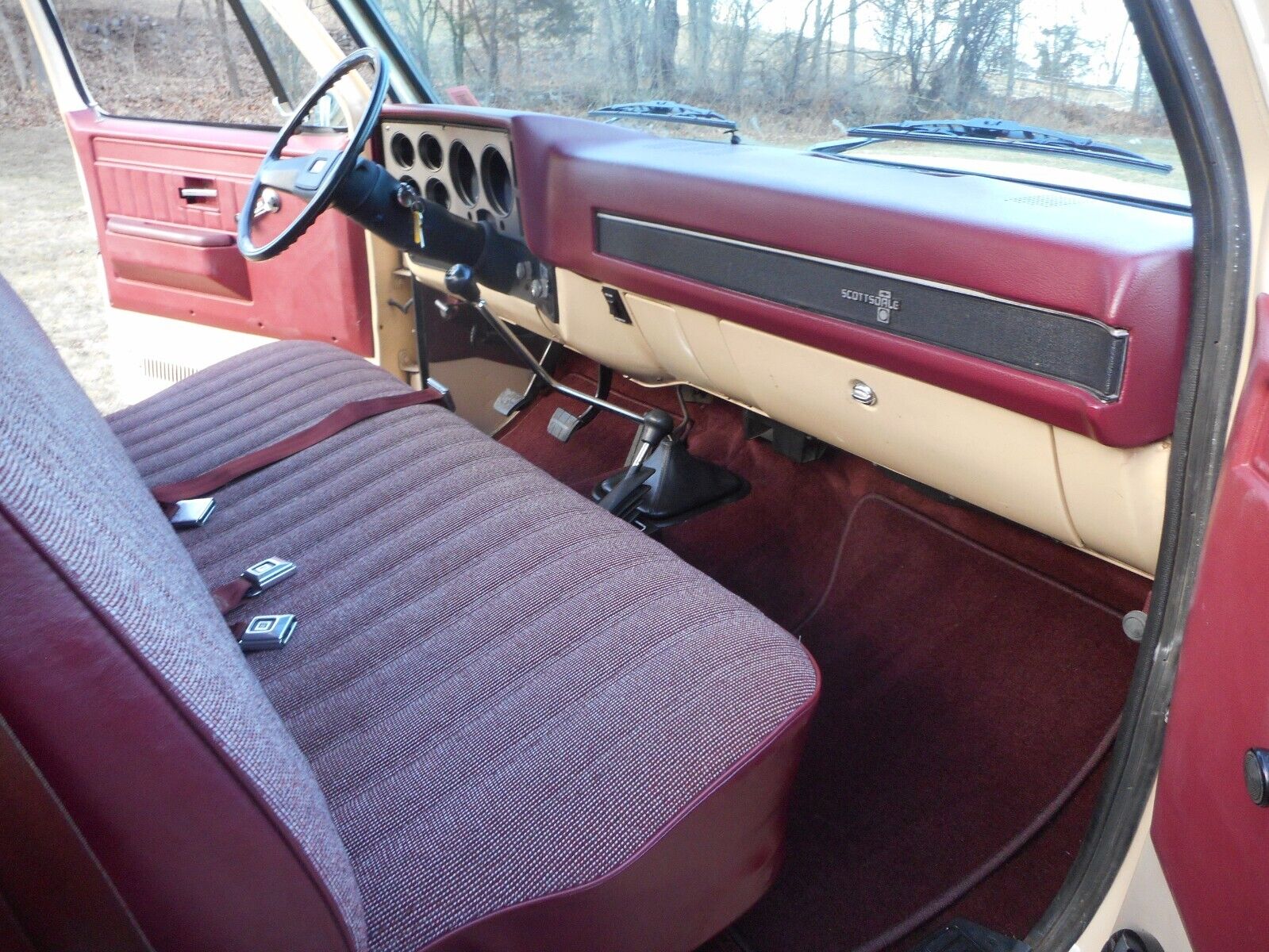 Chevrolet-CK-Pickup-2500-1986-Burgundy-81433-23