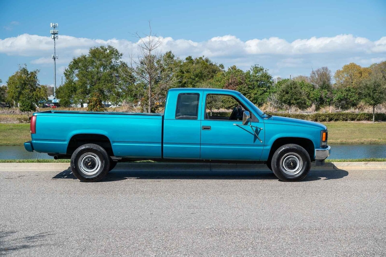 Chevrolet-CK-Pickup-2500-Pickup-1993-Green-Tan-361085-6