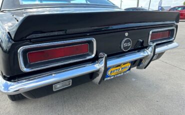 Chevrolet-Camaro-1967-Black-Black-96570-28