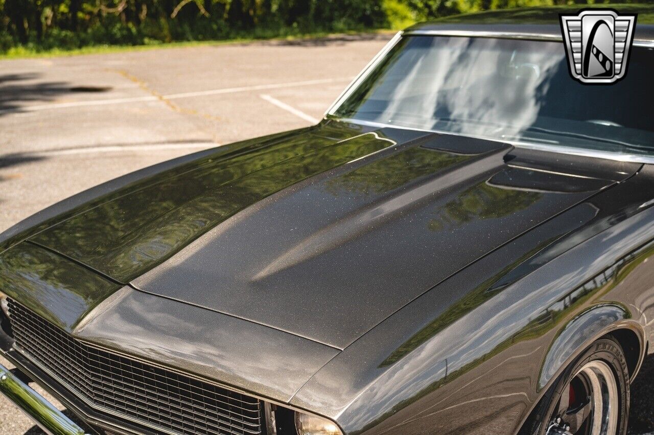 Chevrolet-Camaro-1968-Gray-Black-1942-10