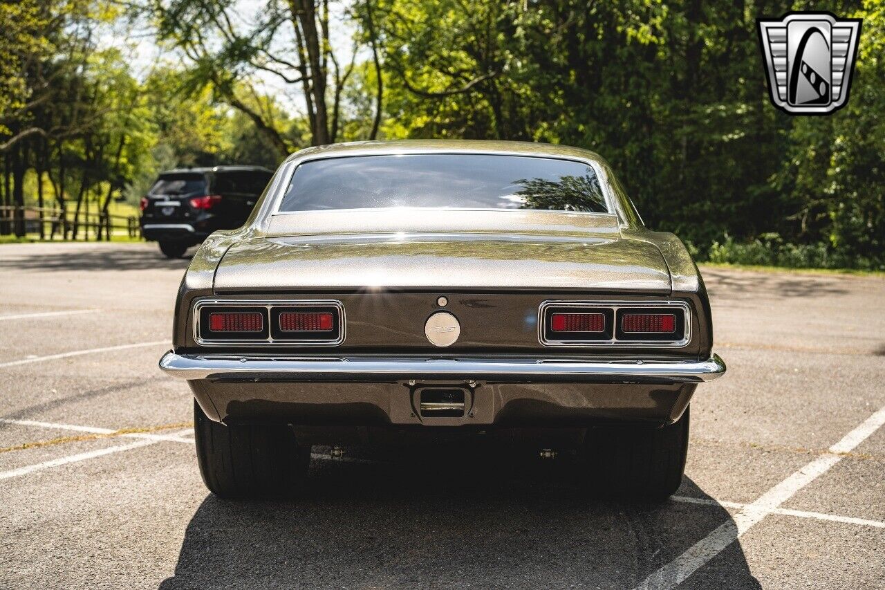 Chevrolet-Camaro-1968-Gray-Black-1942-5