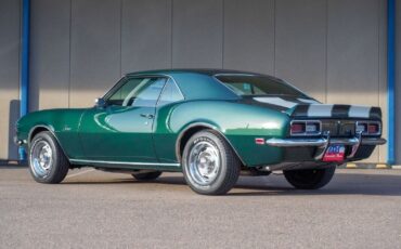 Chevrolet-Camaro-1968-Green-Black-67618-1