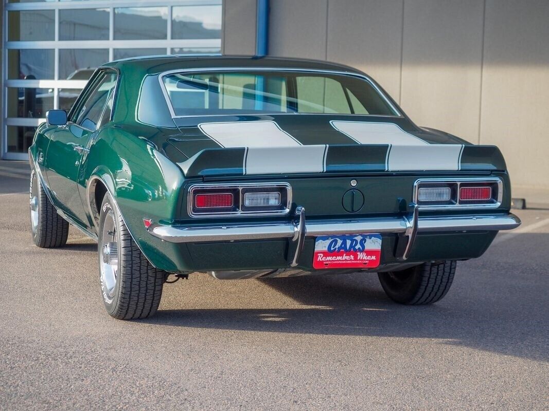 Chevrolet-Camaro-1968-Green-Black-67618-10