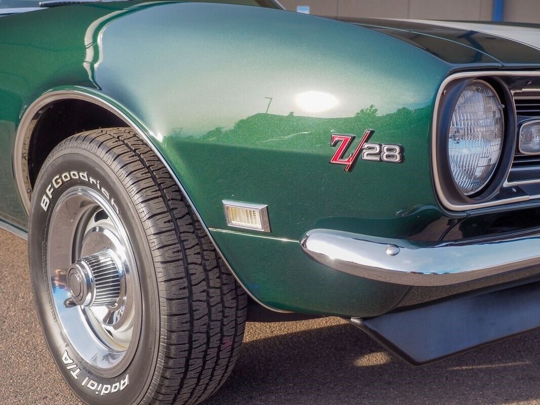 Chevrolet-Camaro-1968-Green-Black-67618-11