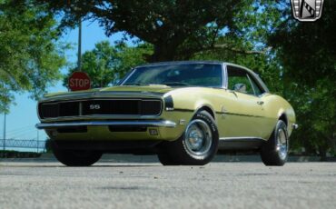 Chevrolet-Camaro-1968-Green-White-35753-2