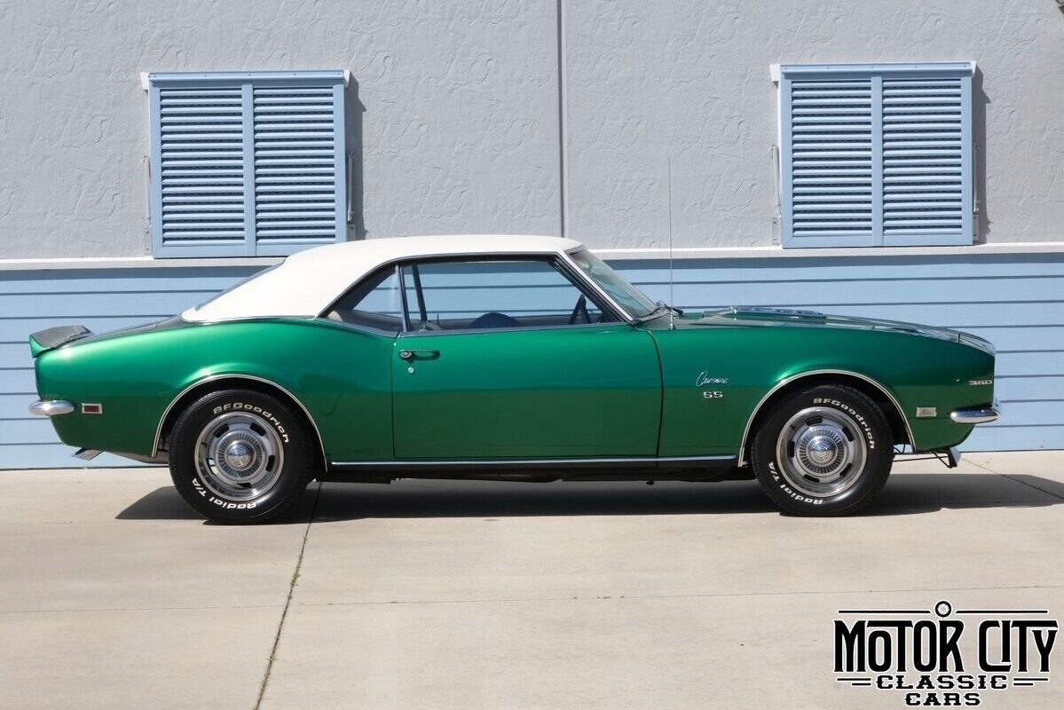 Chevrolet-Camaro-1968-Green-White-51929-1