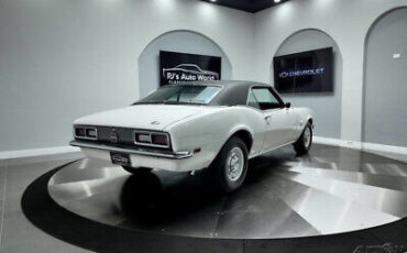 Chevrolet-Camaro-1968-White-Black-85759-1