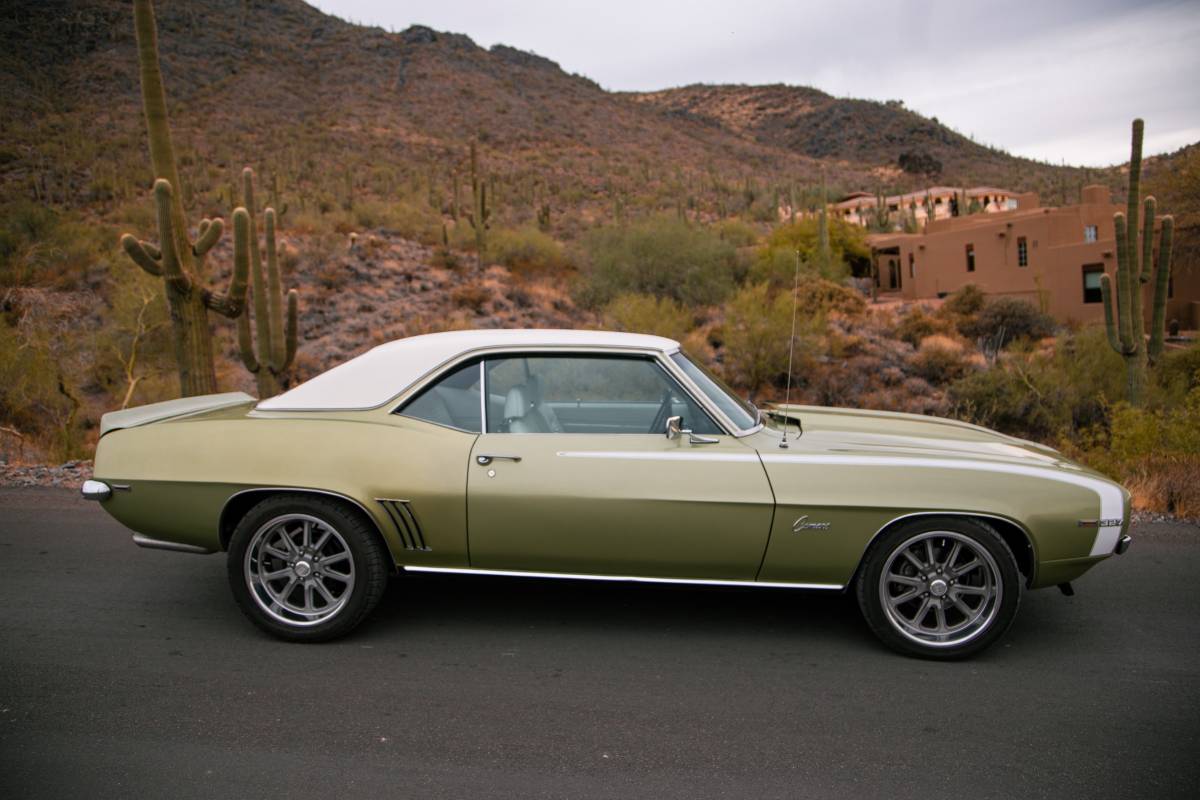 Chevrolet-Camaro-1969-127138-3