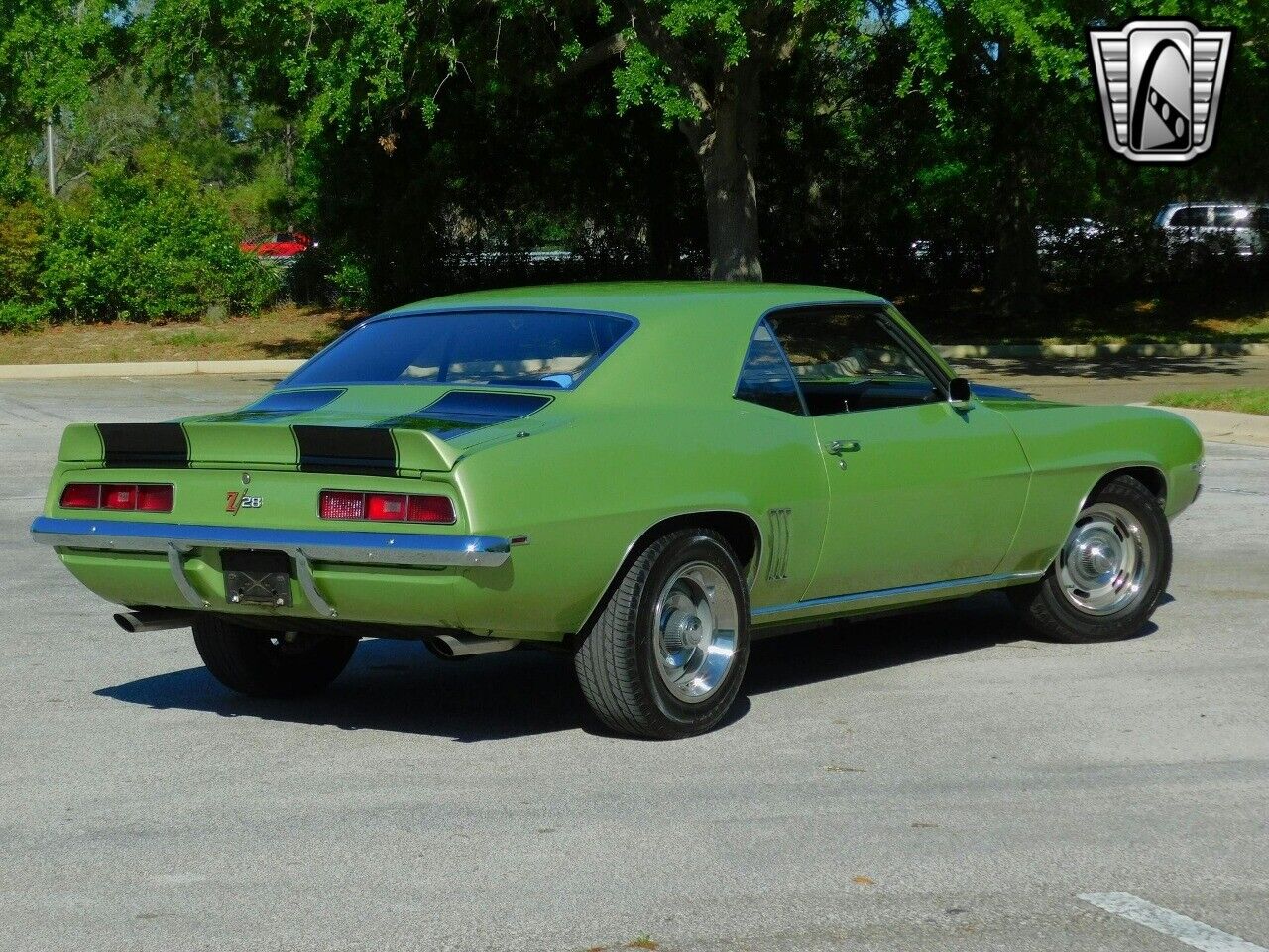 Chevrolet-Camaro-1969-Green-Green-73885-5