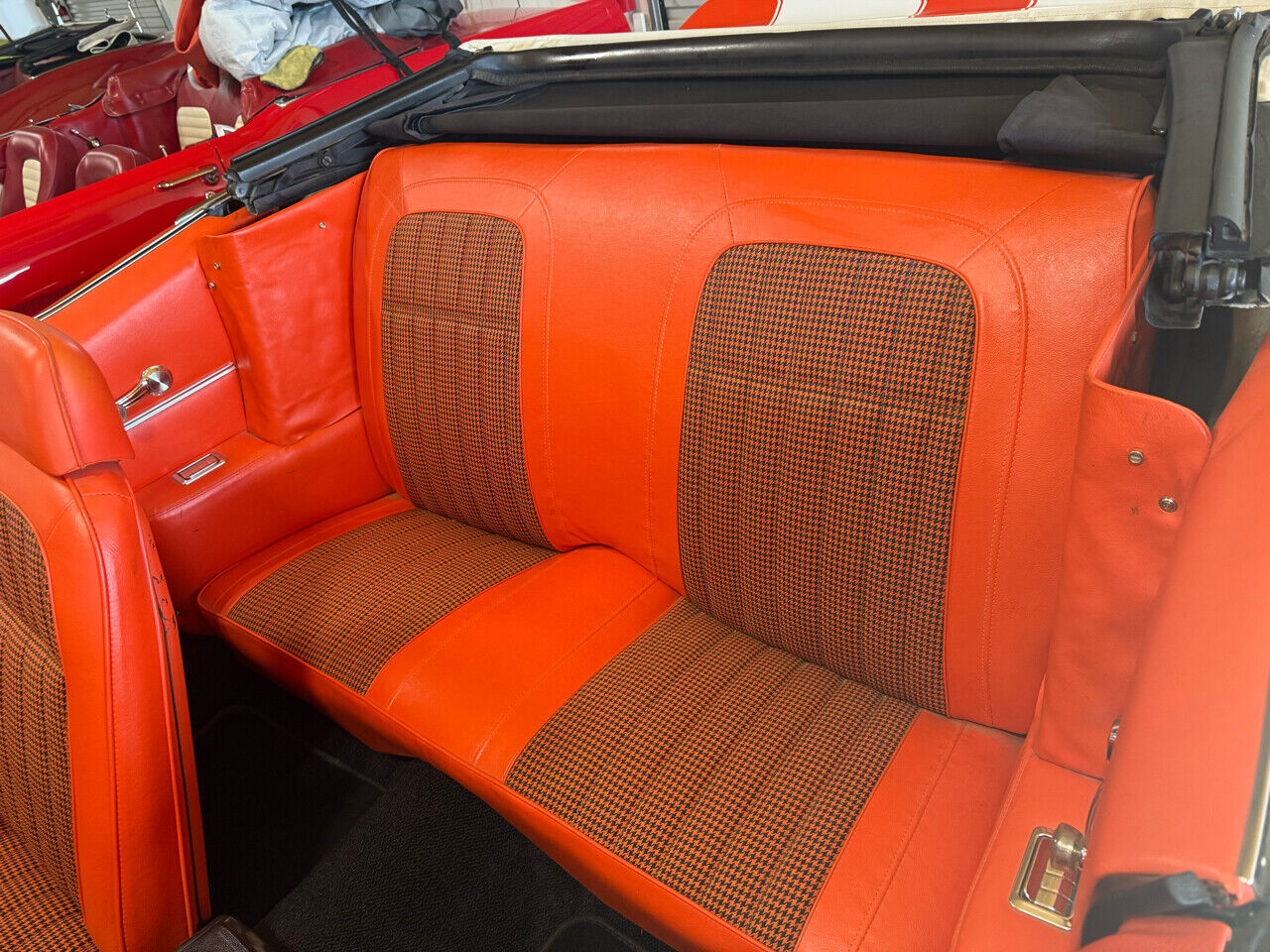 Chevrolet-Camaro-1969-Orange-Orange-19867-36