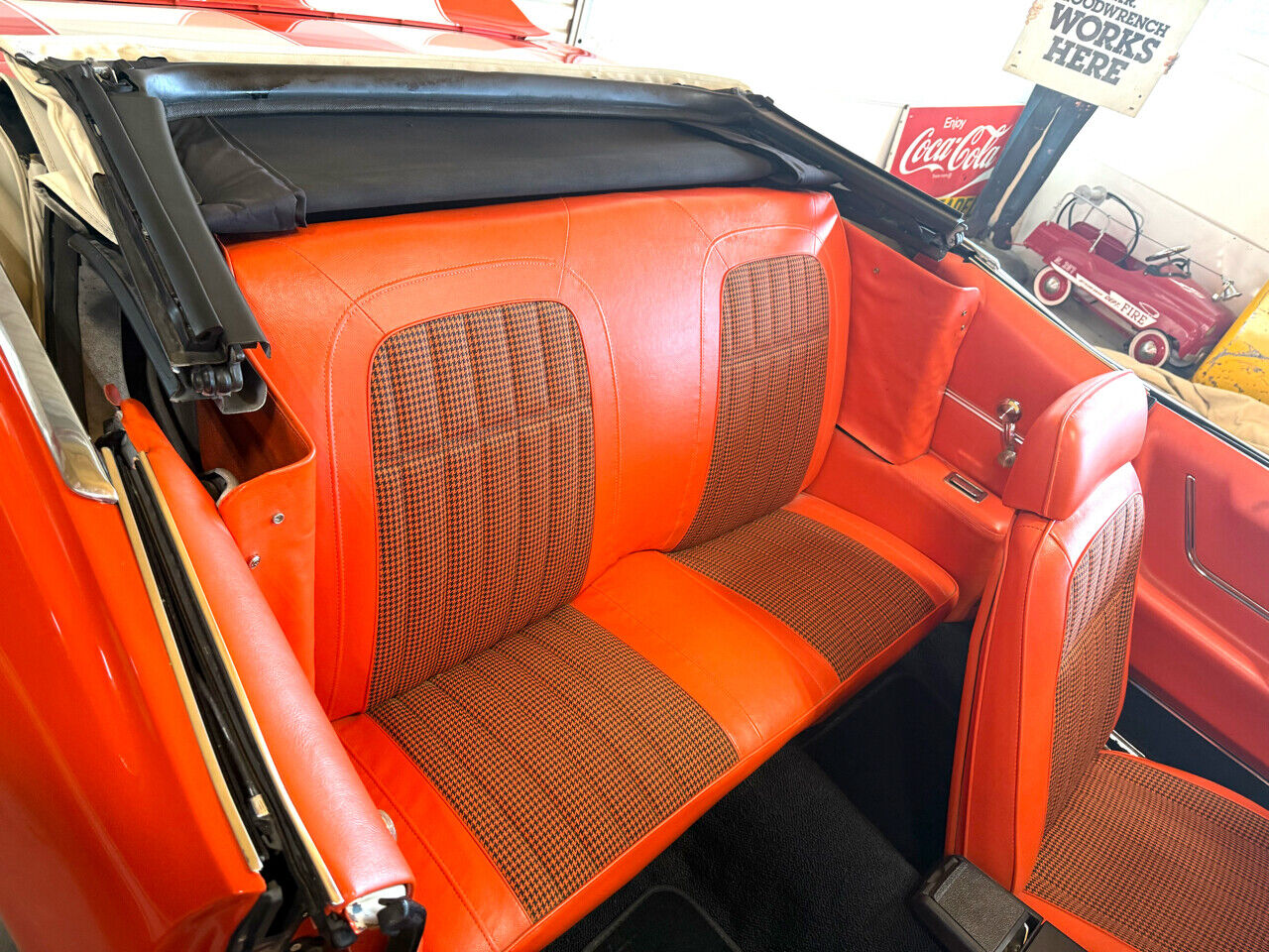 Chevrolet-Camaro-1969-Orange-Orange-19867-37