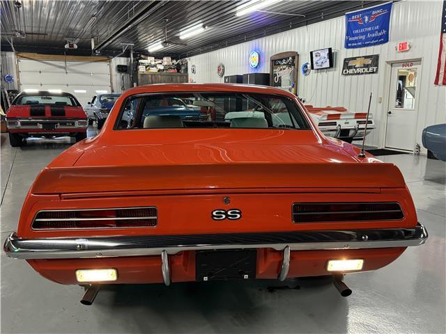 Chevrolet-Camaro-1969-Orange-White-120701-2